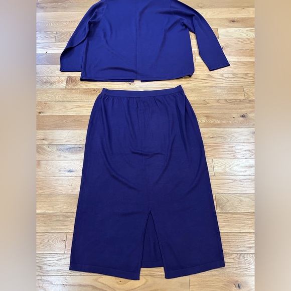 Embroidered Cardigan and Skirt Set - Picture 8 of 8